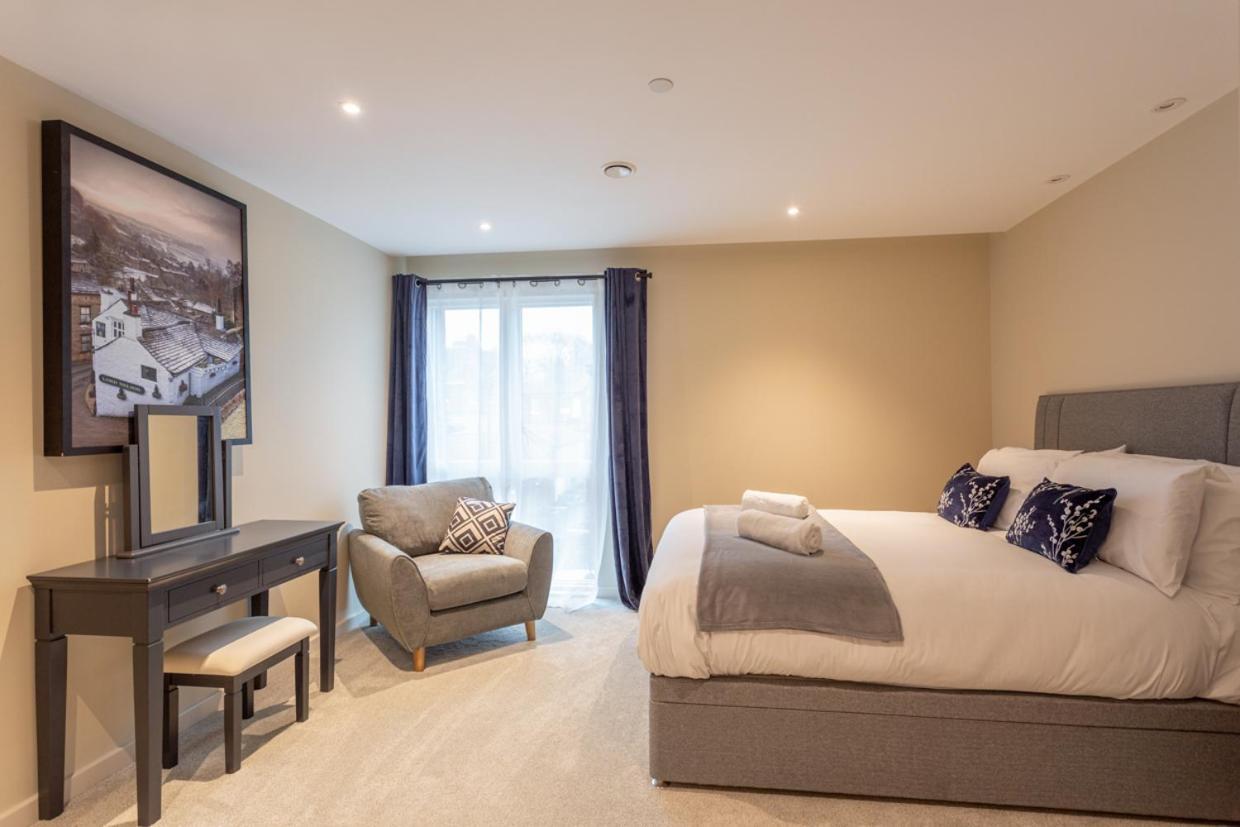 Luxury 2 Bedroom Apartment With Free Parking In The Heart Of يورك المظهر الخارجي الصورة